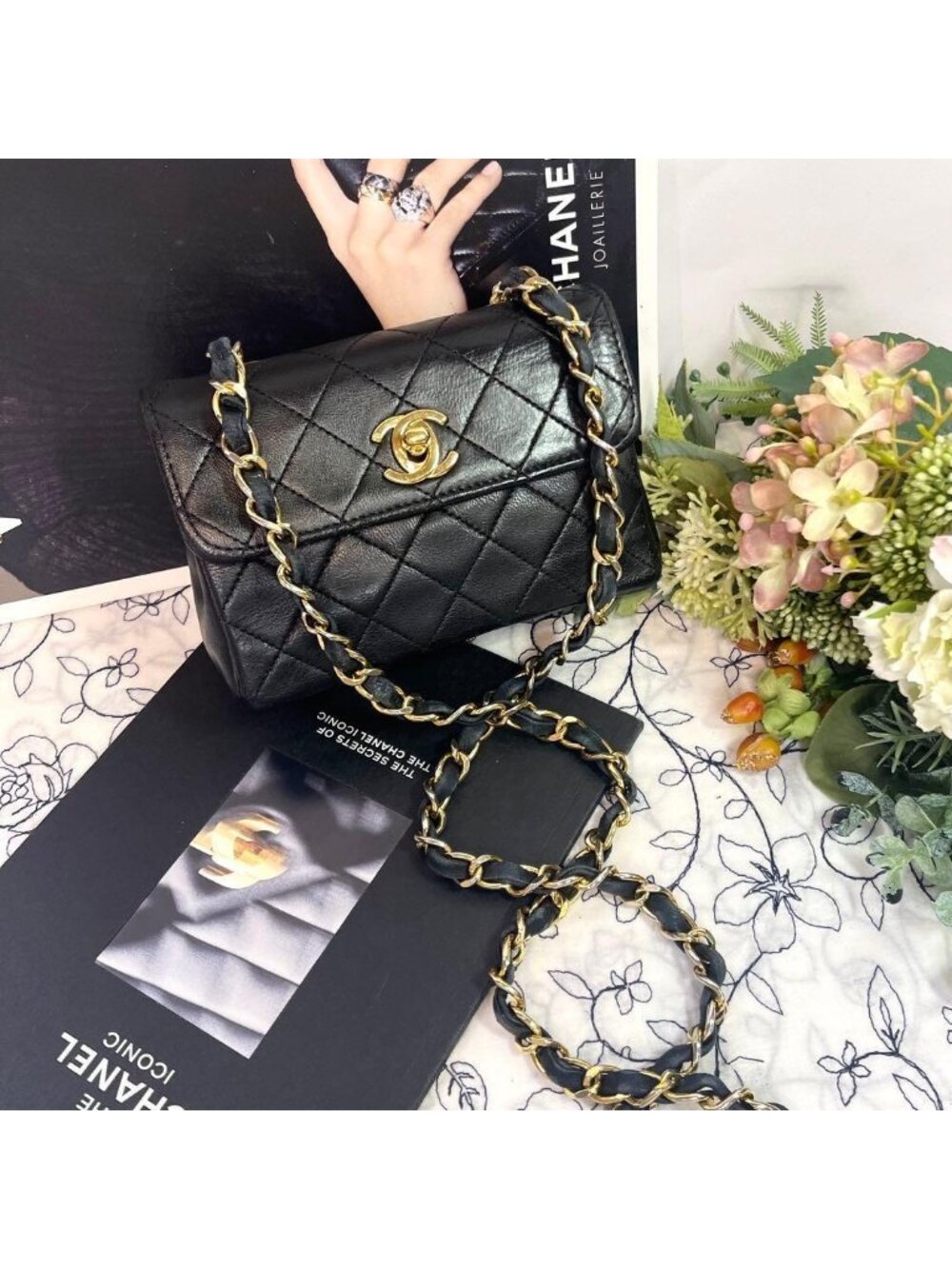 Chanel Vintage Turnlock Quilted Chain Shoulder Bag